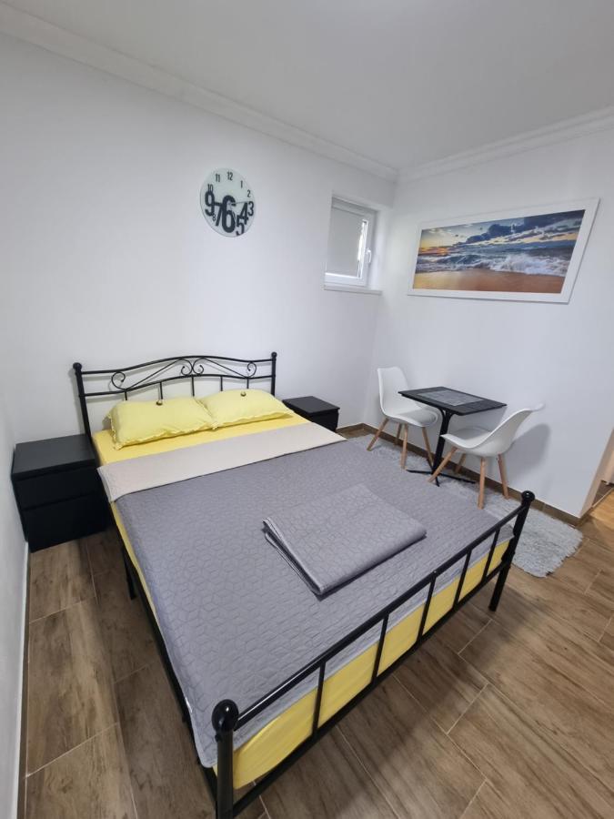 Apartma Jovana Koper Bagian luar foto